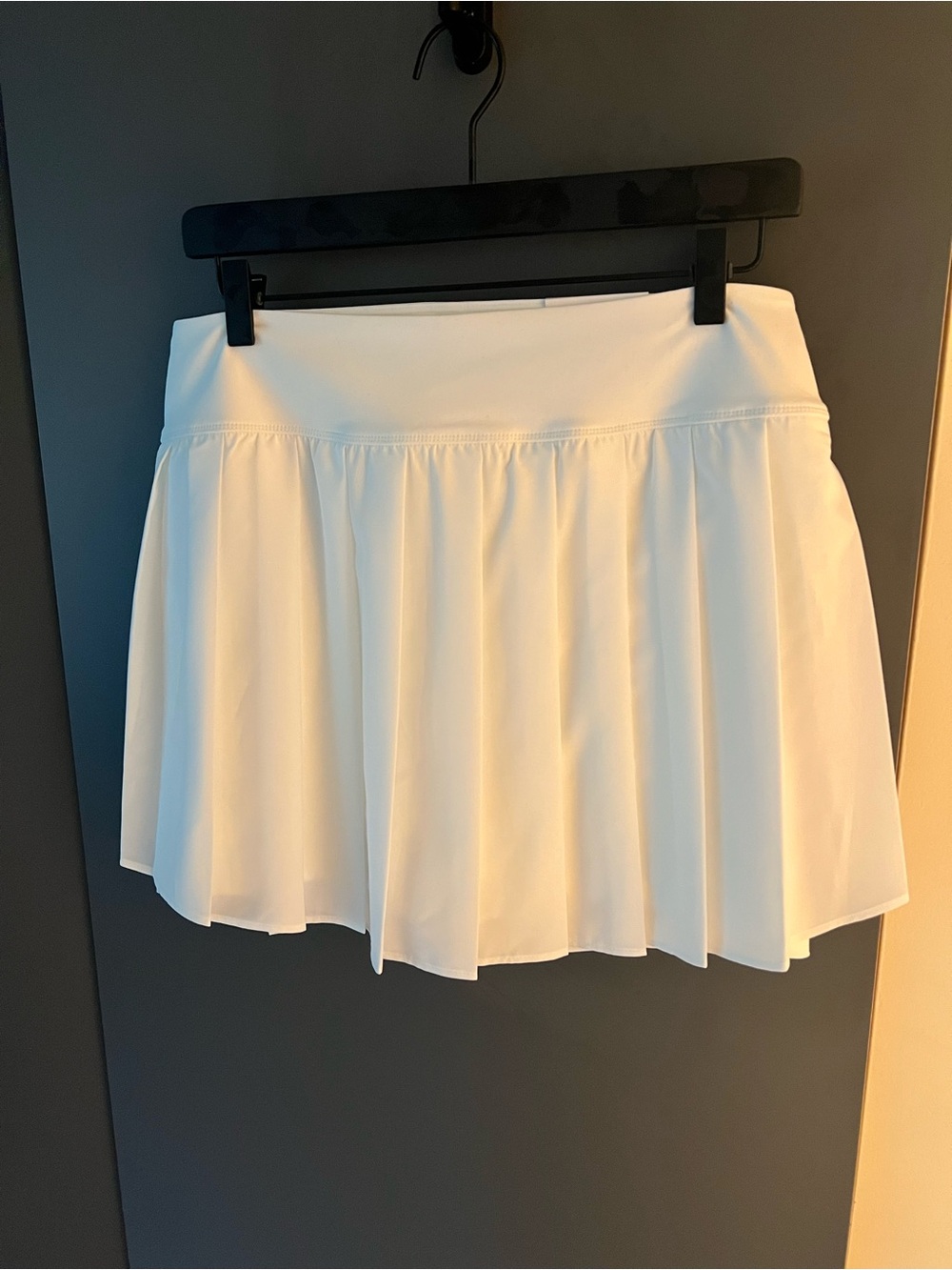 Old Navy White Pleated Tennis Skirt - Sz Large NWT